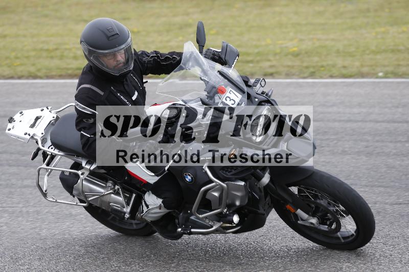 /Archiv-2025/19 26.05.2025 FREERIDE Training ADR/Gruppe B/37